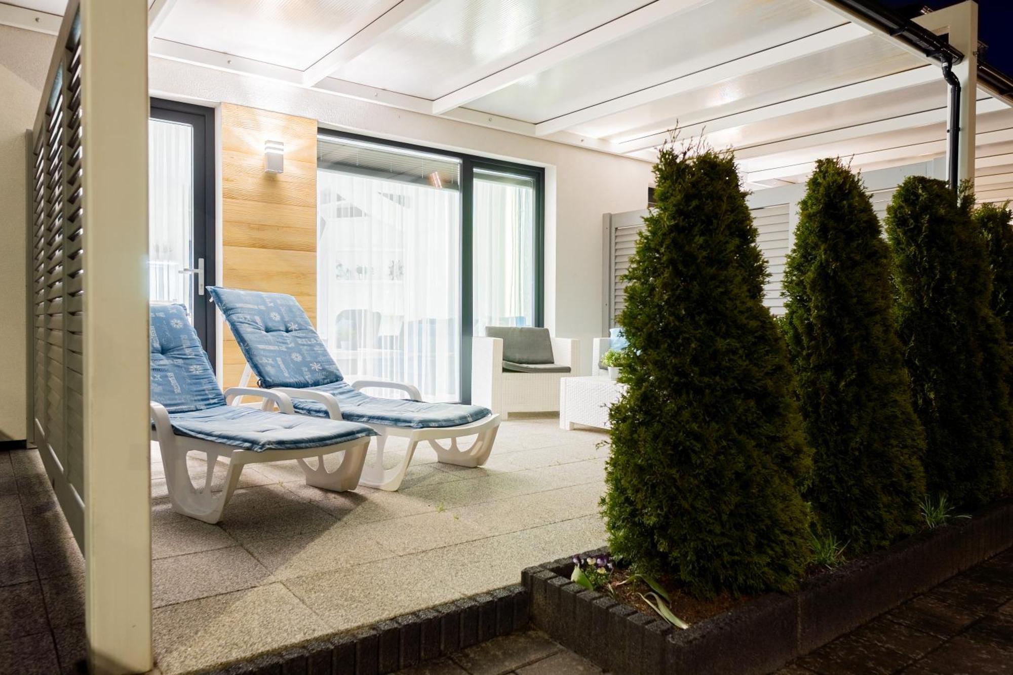 Barka - Apartamenty Premium Oraz Pokoje Blisko Plazy كارفيا المظهر الخارجي الصورة